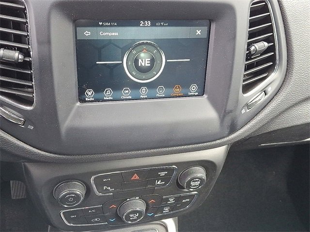 Used 2021 Jeep Compass Latitude w/ Driver Assistance Group image 17