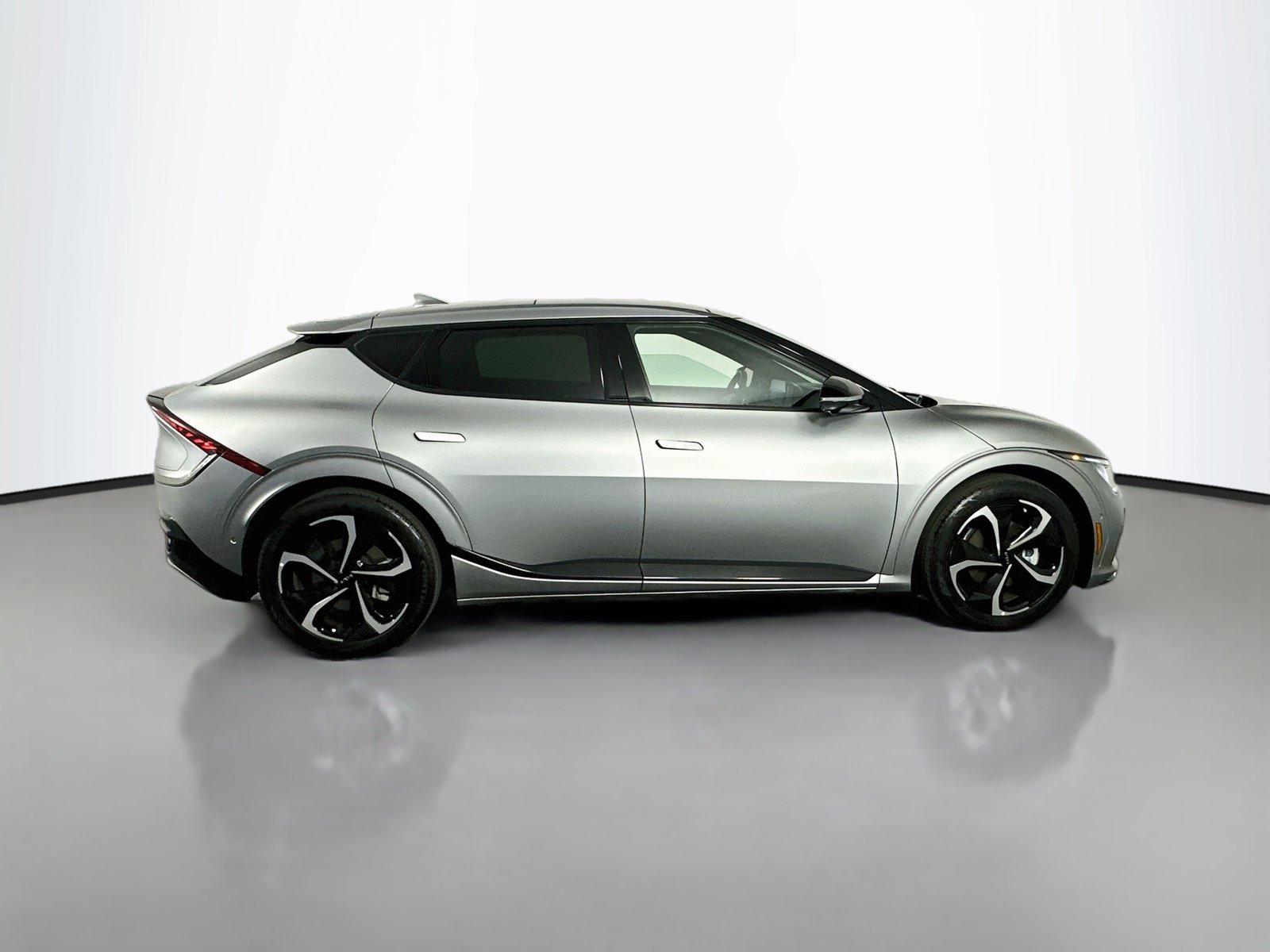 Used 2023 Kia EV6 GT-Line w/ GT-Line Suede Seat Package AWD/4WD image 8