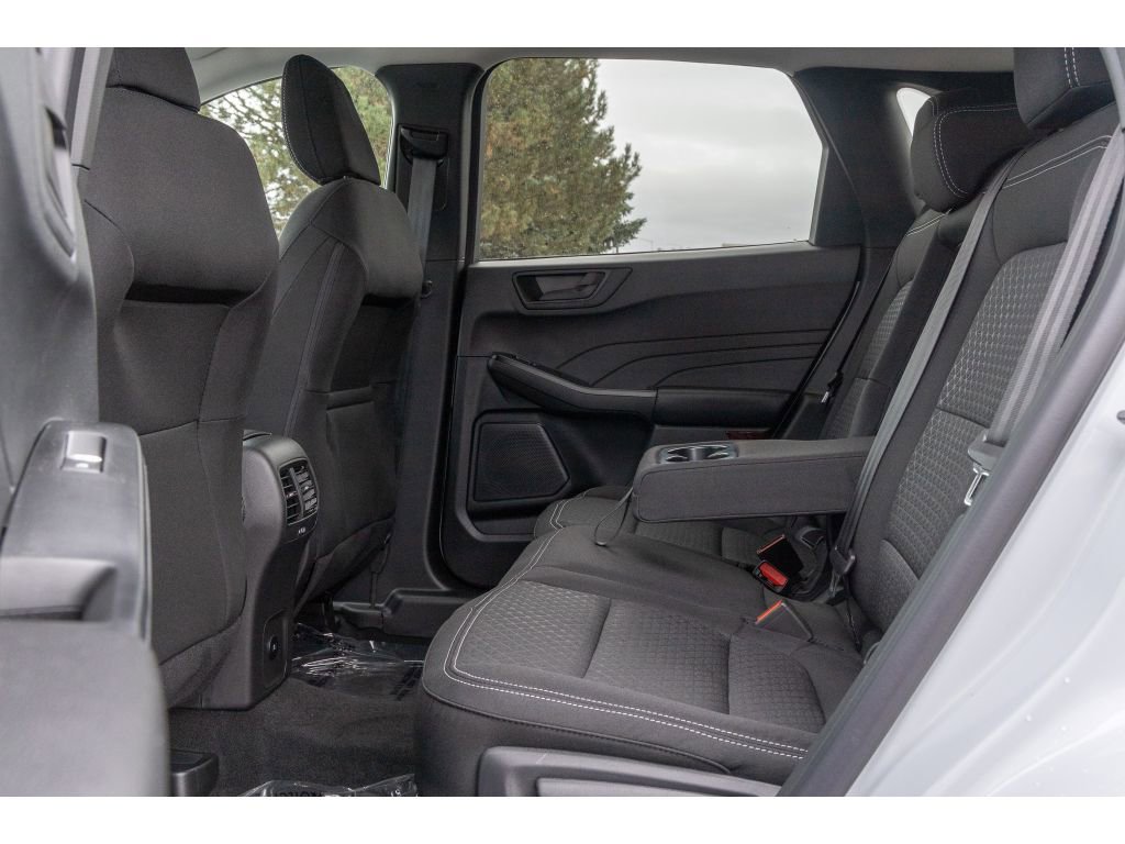 Used 2025 Ford Escape Active w/ Cold Weather Package image 12