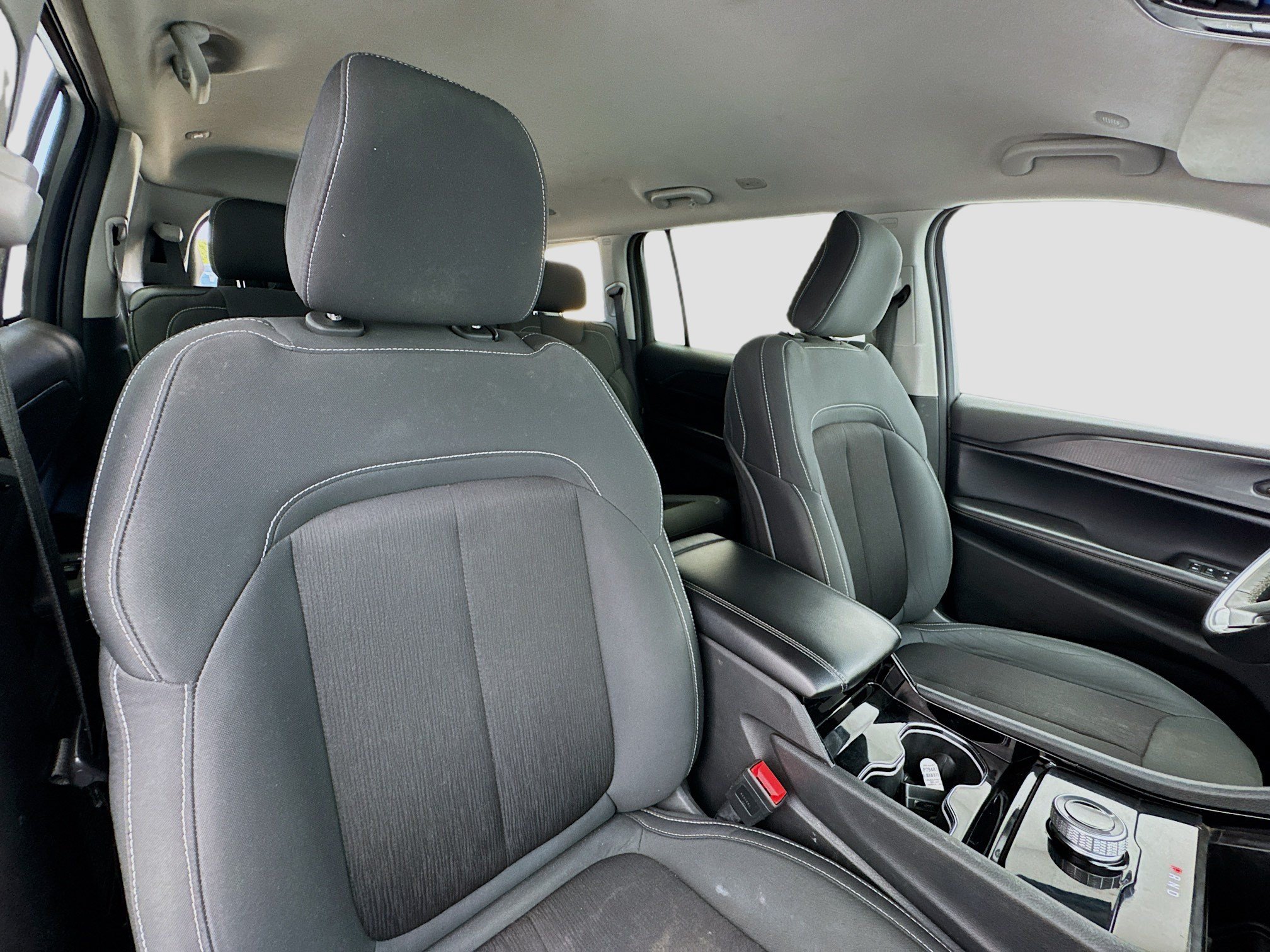Used 2023 Jeep Grand Cherokee L Laredo AWD/4WD image 20