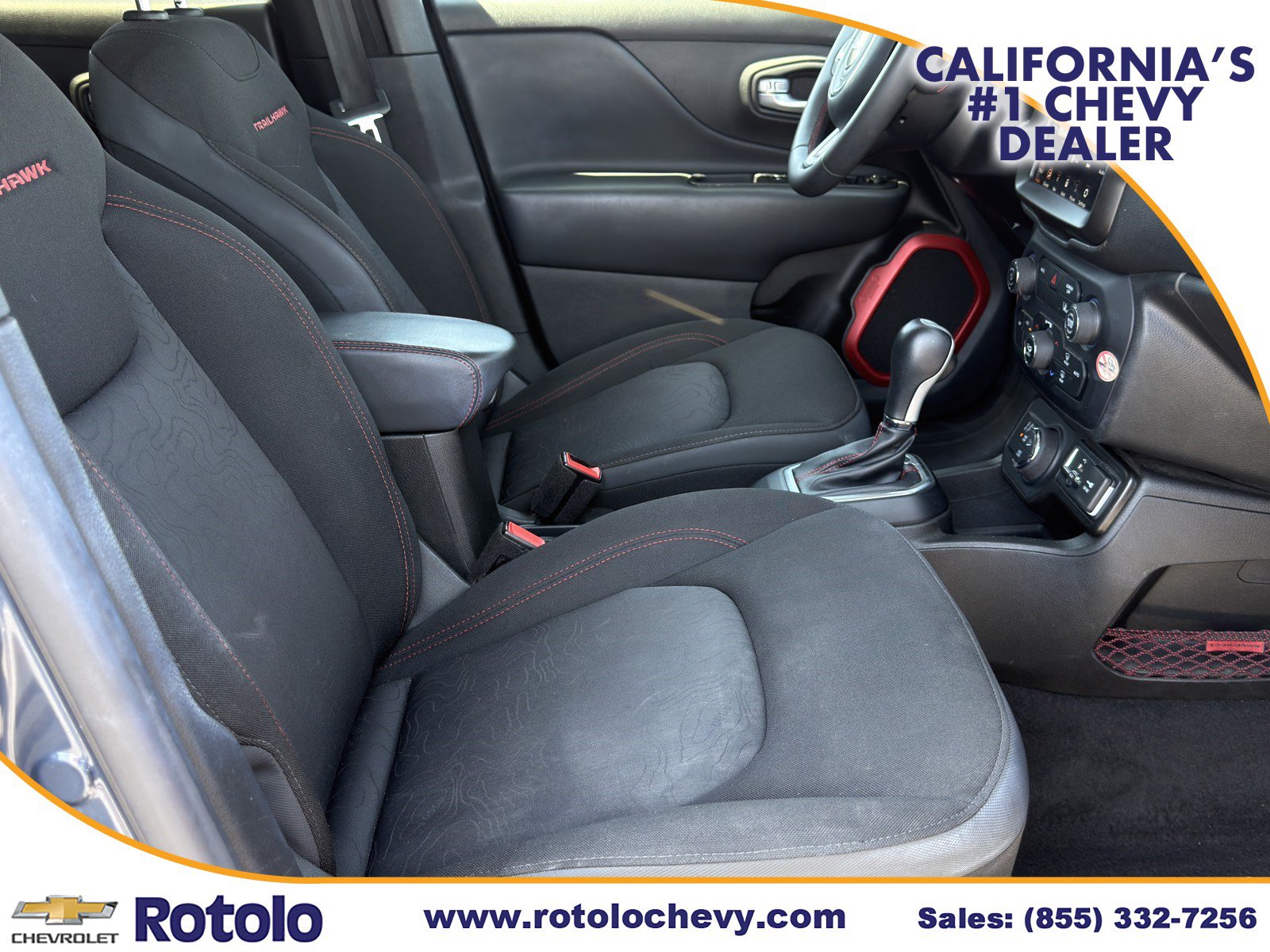 Used 2023 Jeep Renegade Trailhawk AWD/4WD image 8