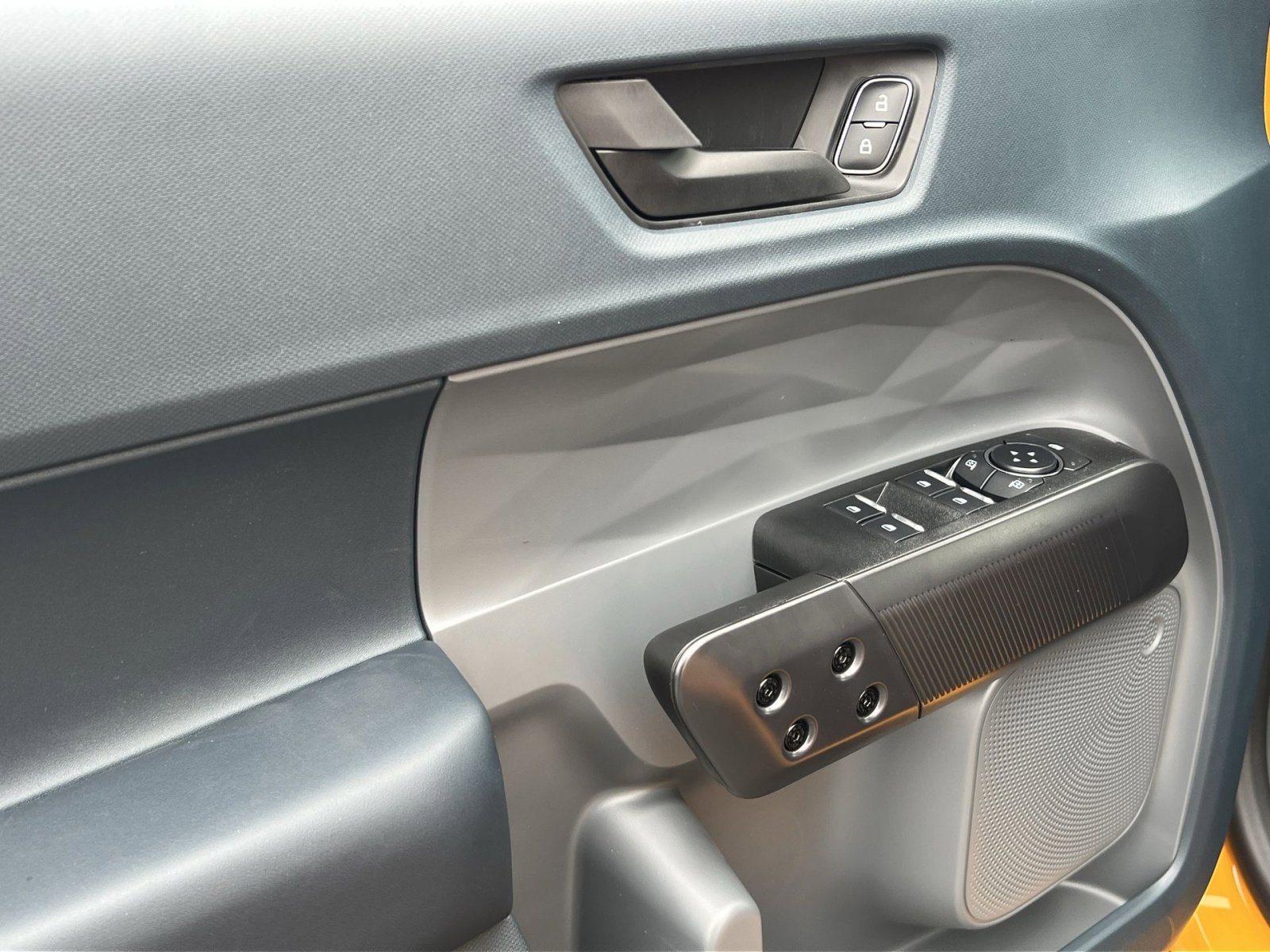 New 2026 Ford Maverick XLT w/ Black Appearance Package image 15