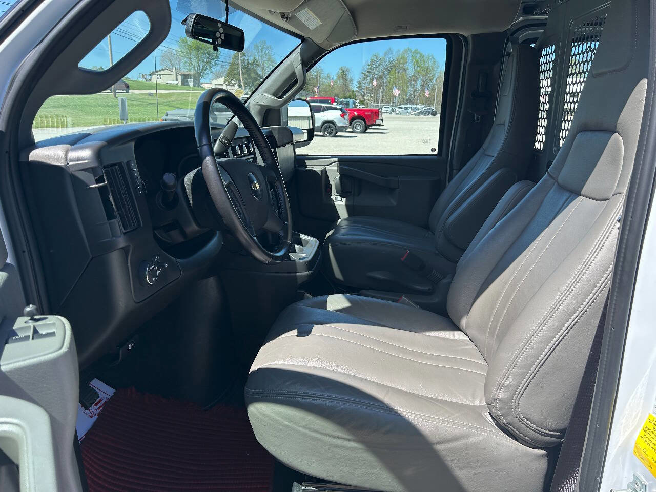 Used 2023 Chevrolet Express 2500 w/ Driver Convenience Package image 13