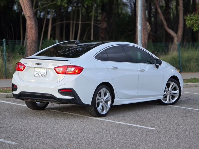 Used 2018 Chevrolet Cruze Premier image 4