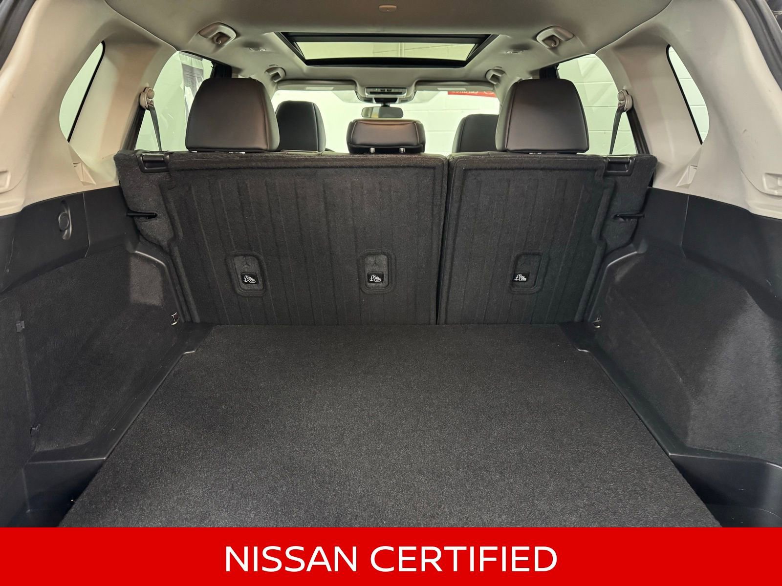 Certified 2022 Nissan Rogue SV w/ SV Premium Package image 39