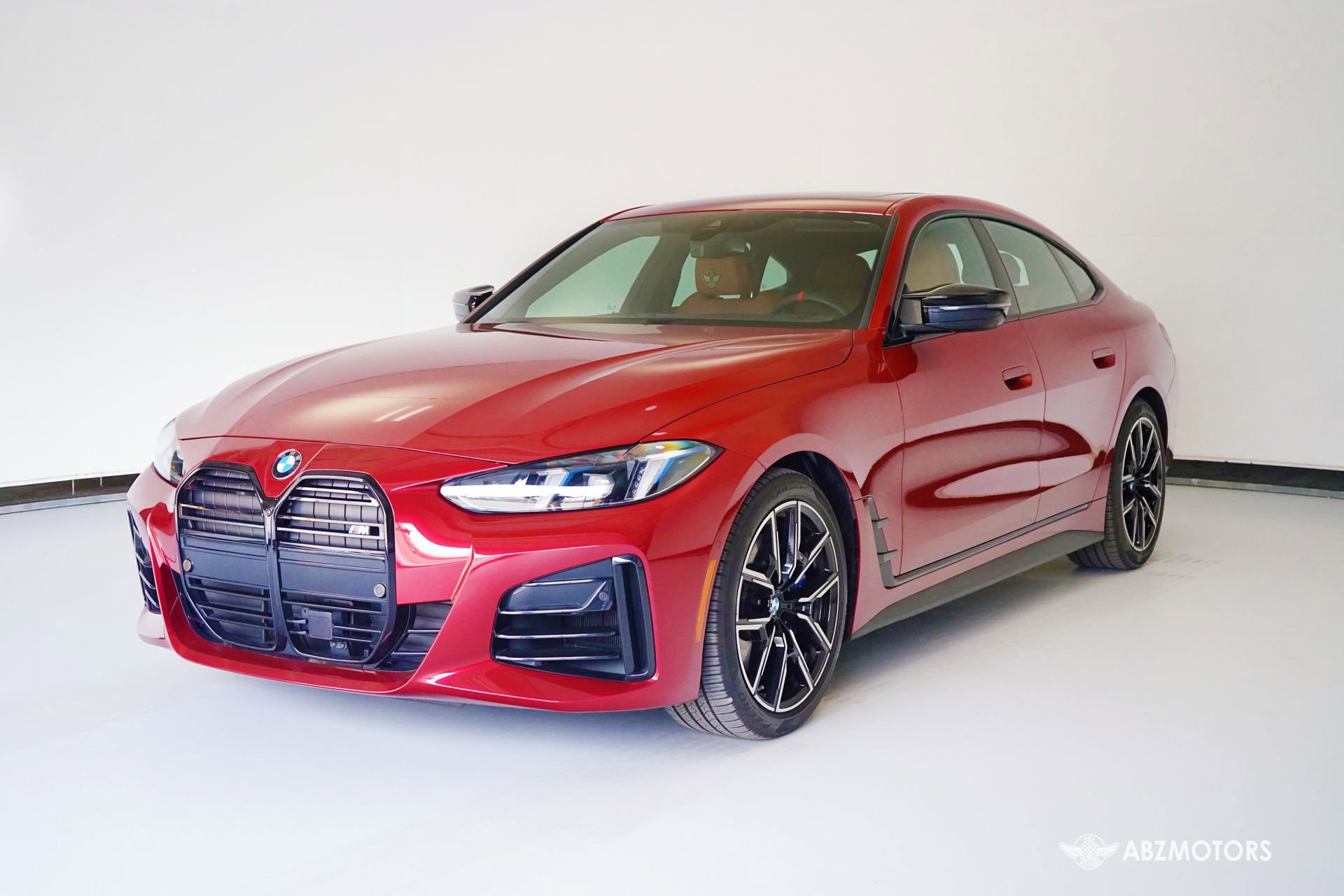 Used 2026 BMW M440i w/ Premium Package image 2