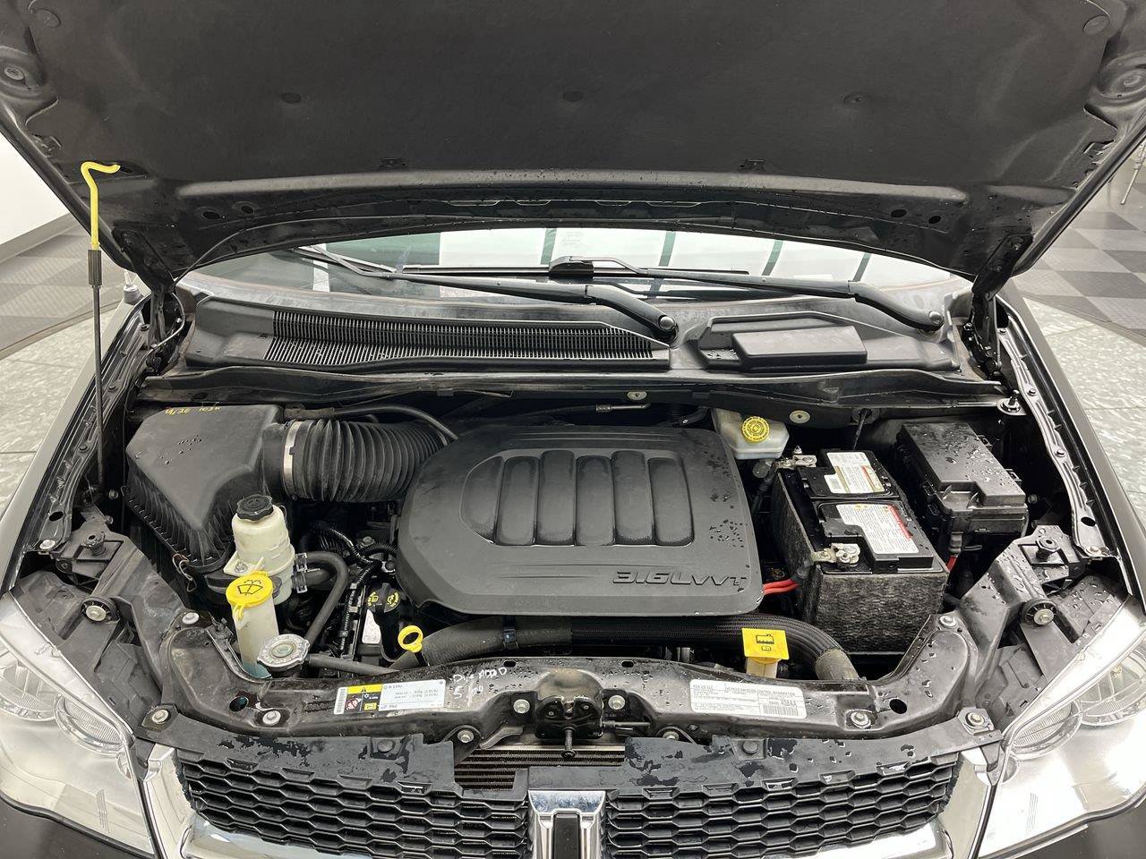 Used 2019 Dodge Grand Caravan SXT FWD image 22