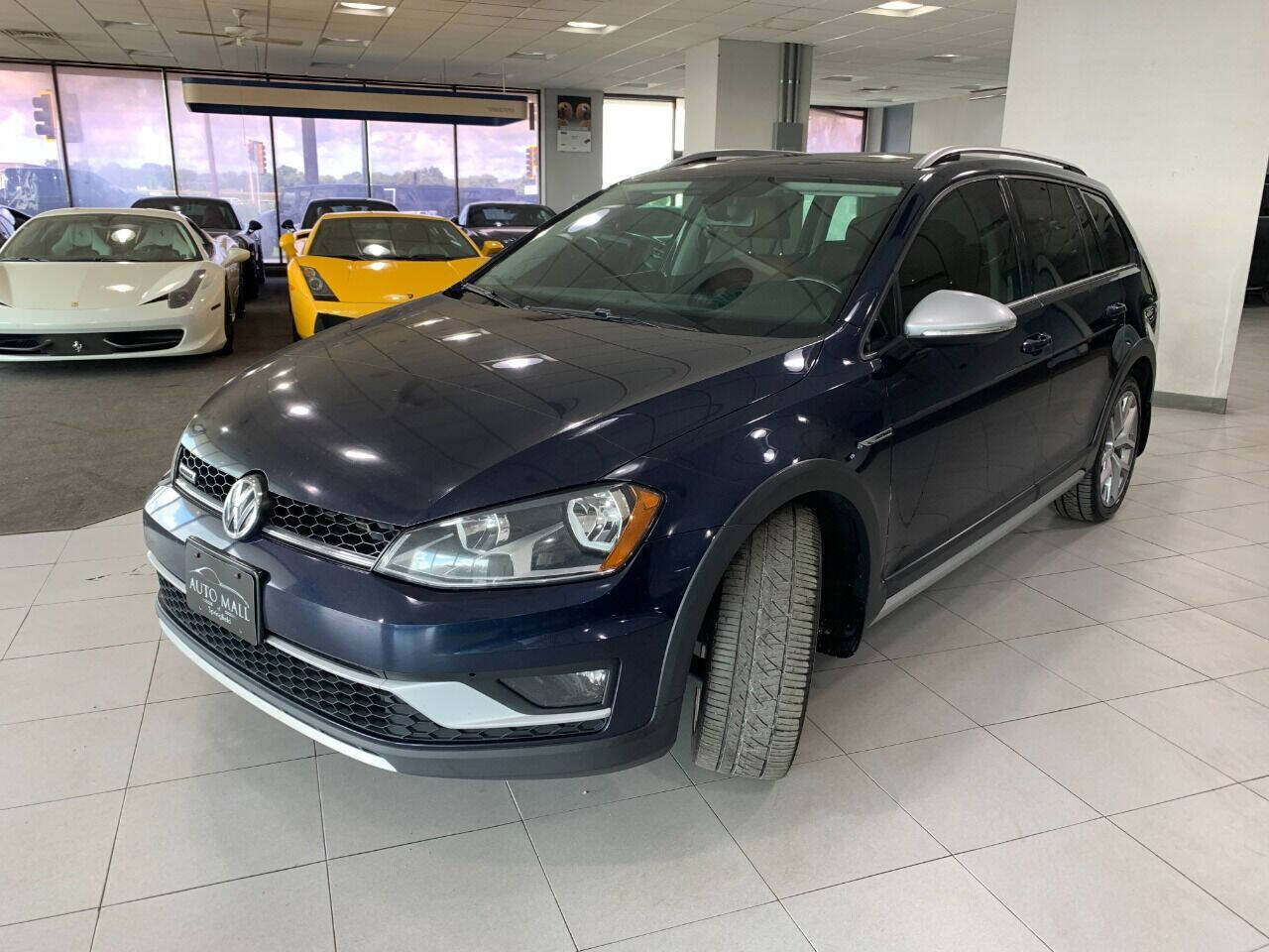 Used 2017 Volkswagen Golf Alltrack S AWD/4WD image 4