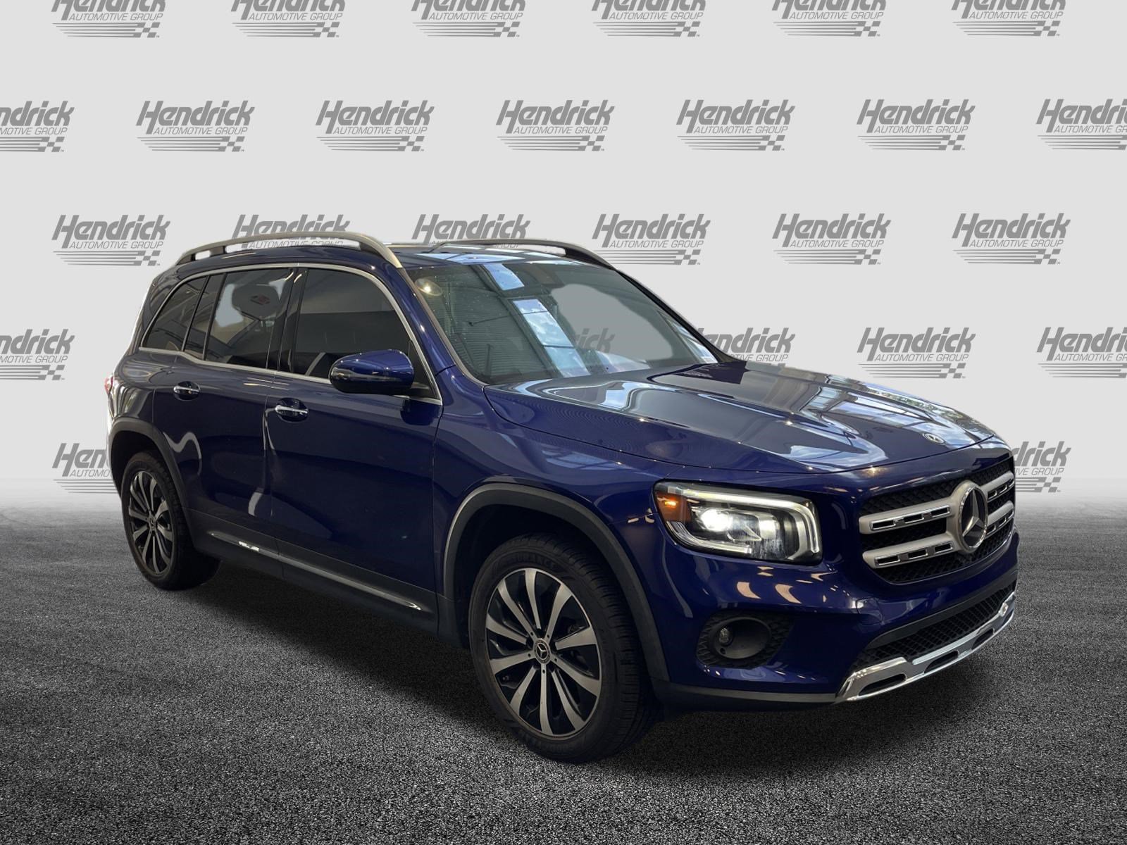 Used 2021 Mercedes-Benz GLB 250 image 2