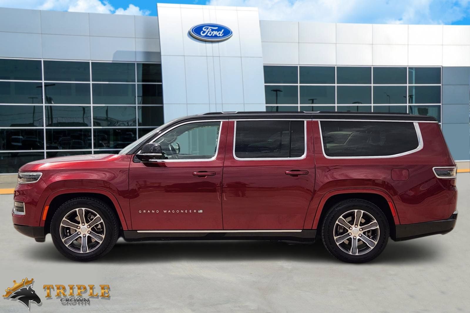 Used 2024 Jeep Grand Wagoneer L 4WD image 3