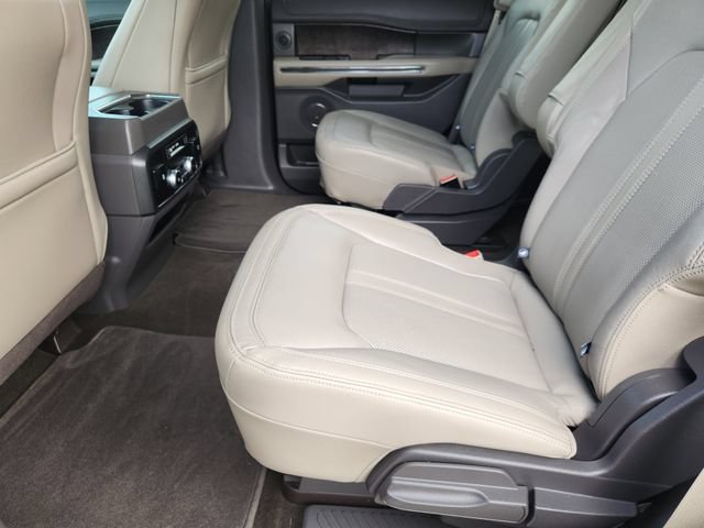 Used 2019 Ford Expedition Limited w/ Texas Edition Package RWD image 31
