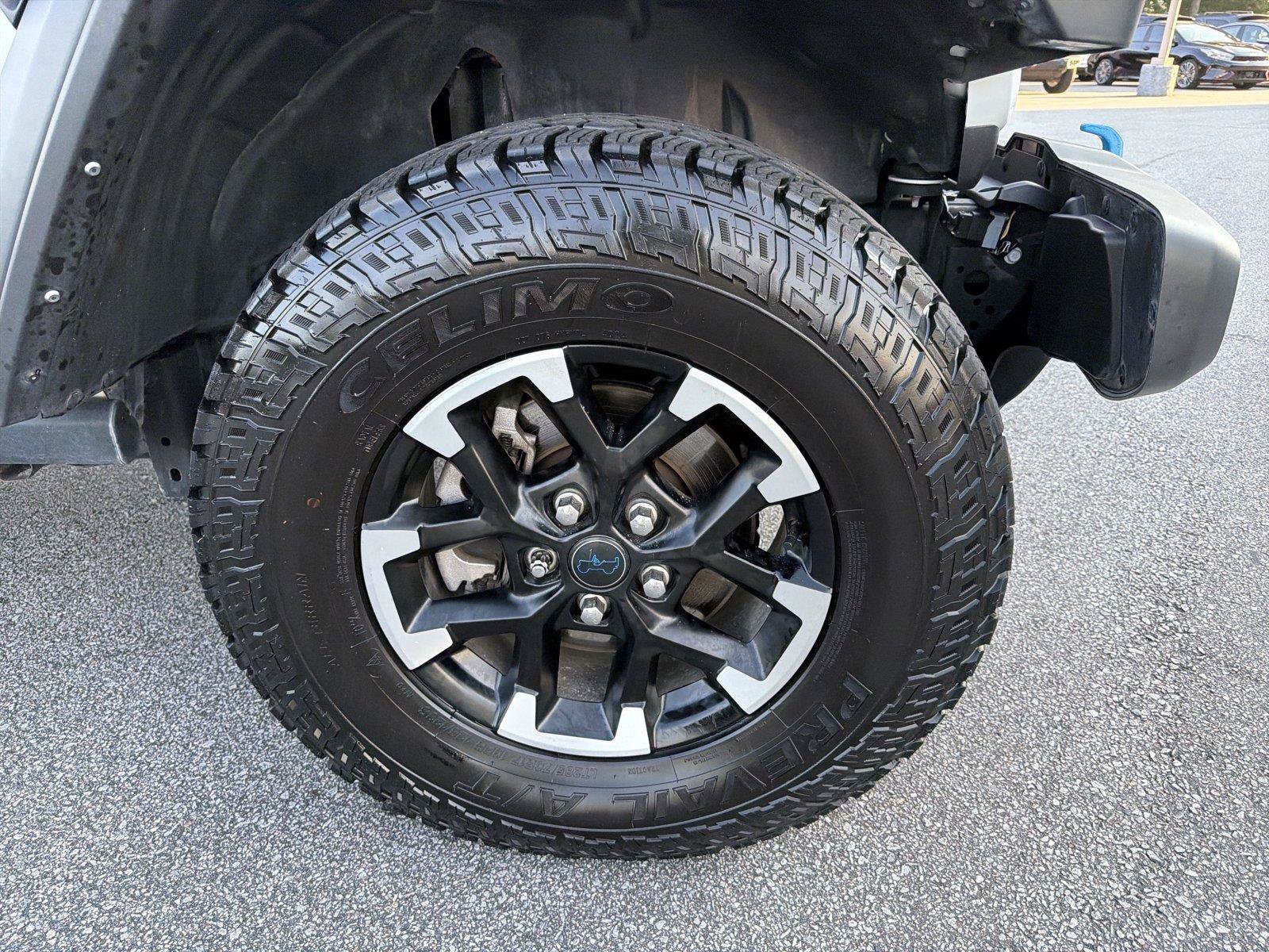 Used 2024 Jeep Wrangler Unlimited Rubicon 4xe AWD/4WD image 11