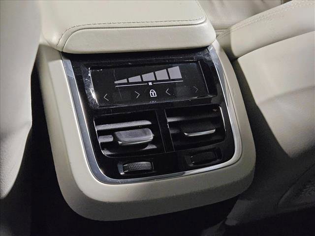 Used 2021 Volvo XC60 T5 Inscription w/ Advanced Package FWD image 16
