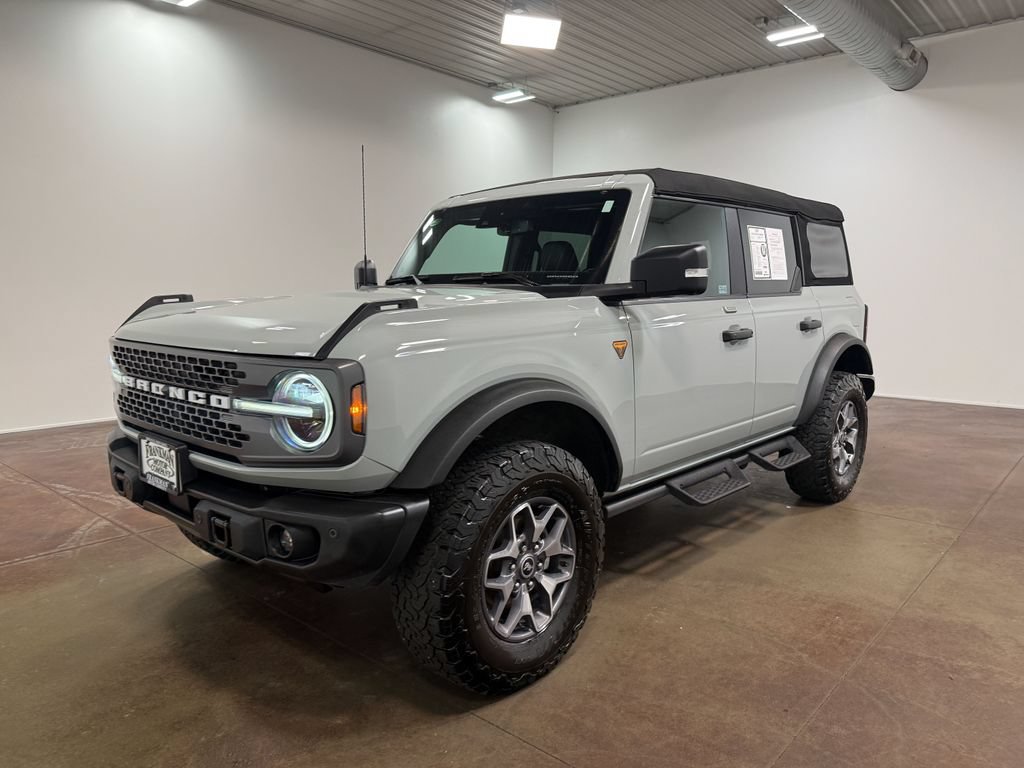 Used 2023 Ford Bronco Badlands AWD/4WD image 39