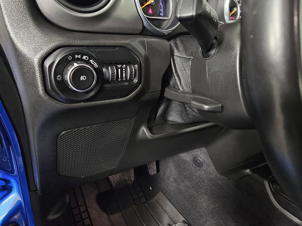 Used 2021 Jeep Wrangler Unlimited Sport image 24