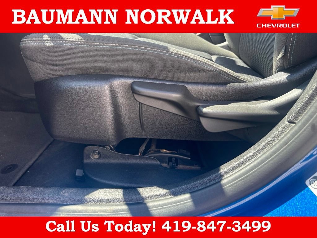 Used 2016 Chevrolet Cruze LT FWD image 22