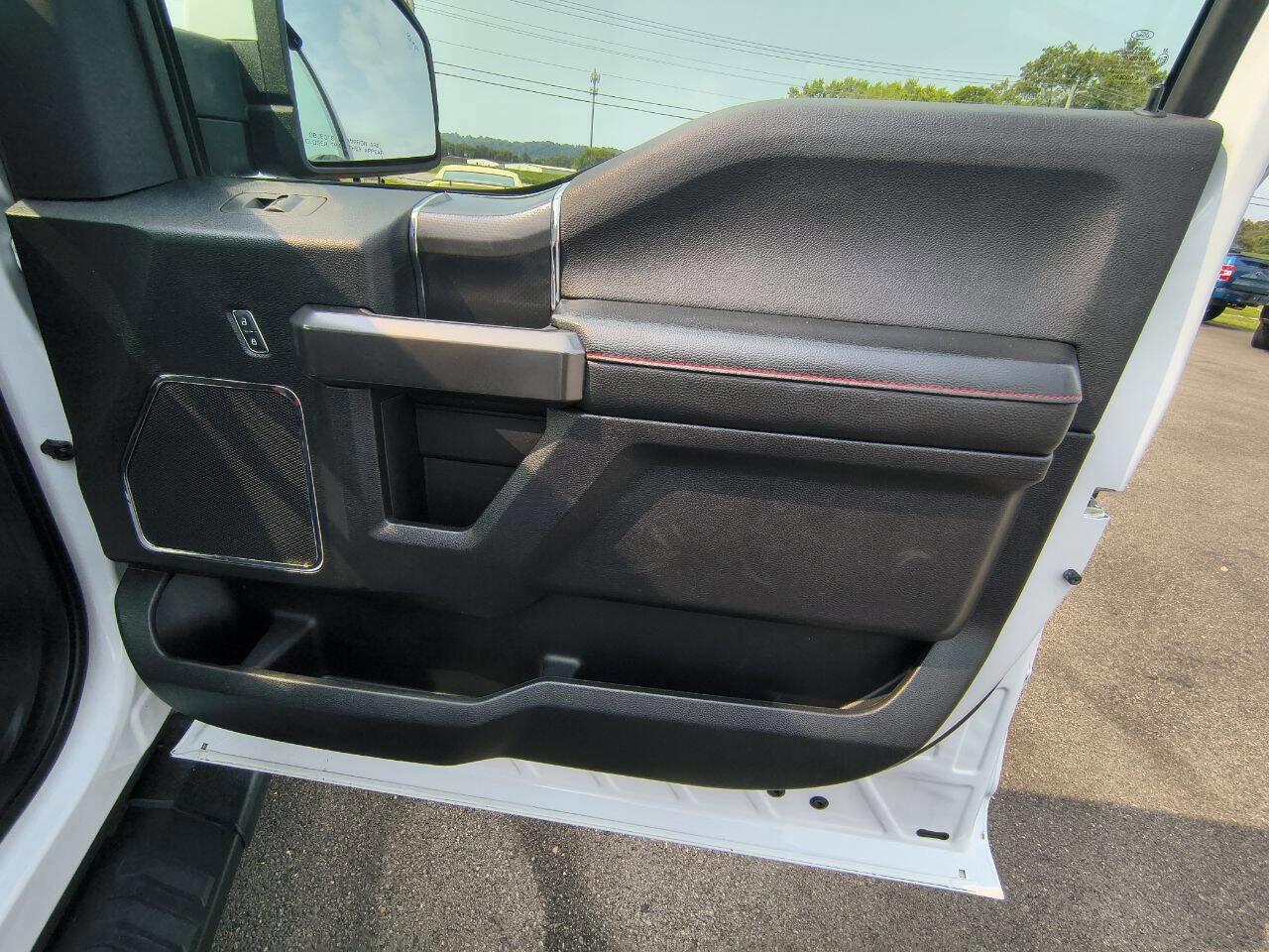 Used 2017 Ford F150 Lariat w/ Equipment Group 502A Luxury image 20