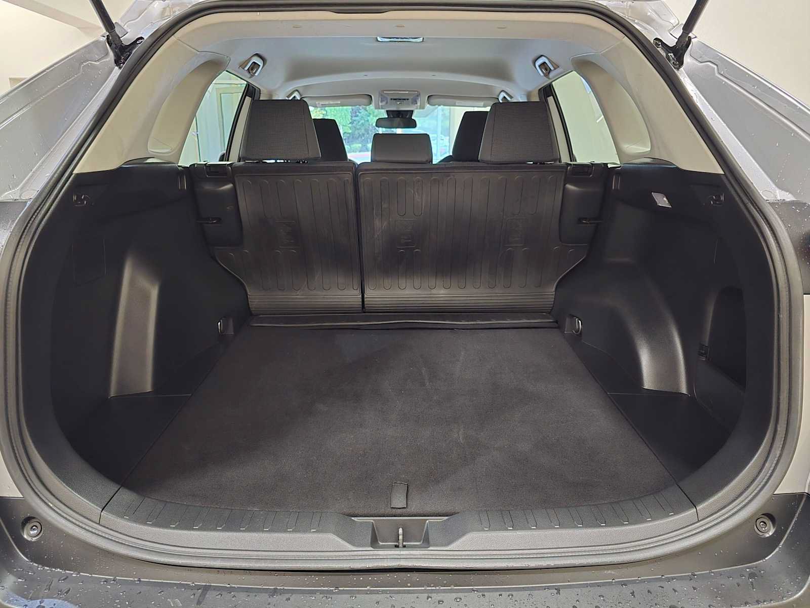 Used 2020 Toyota RAV4 LE w/ All Weather Liner Package FWD image 31