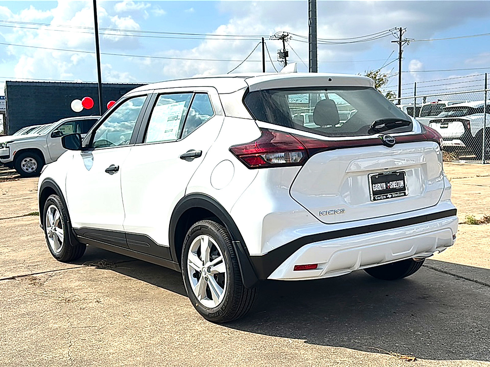 New 2025 Nissan Kicks Play S FWD image 6