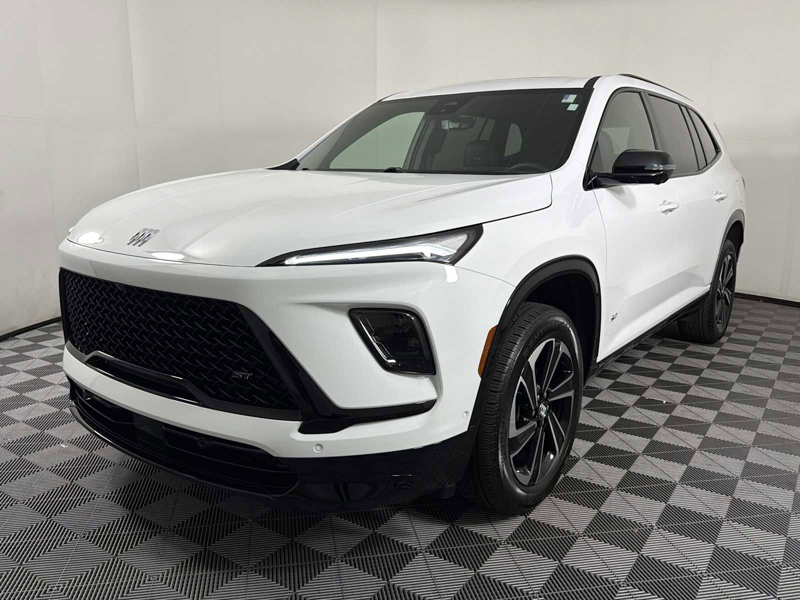 New 2026 Buick Enclave Sport Touring w/ Super Cruise Package image 6