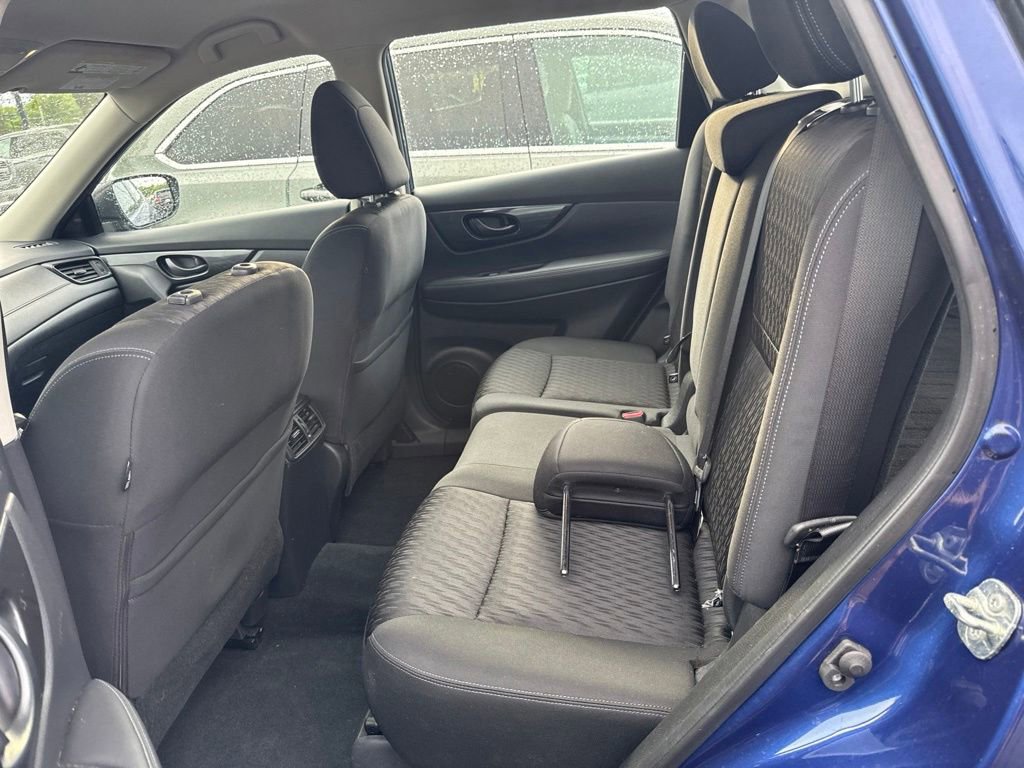 Used 2020 Nissan Rogue S FWD image 10