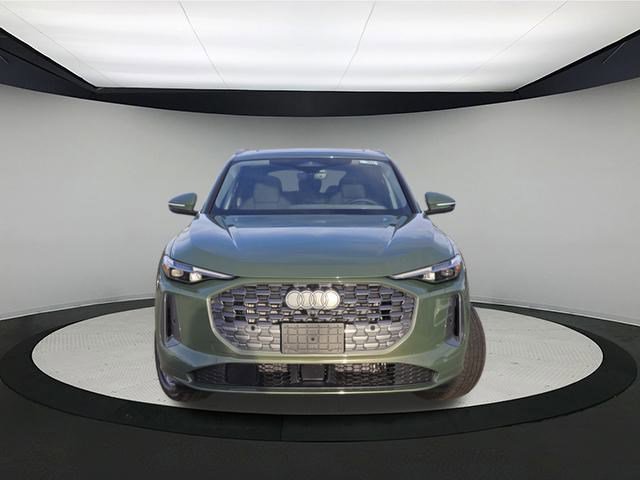 New 2025 Audi Q5 Premium Plus image 2