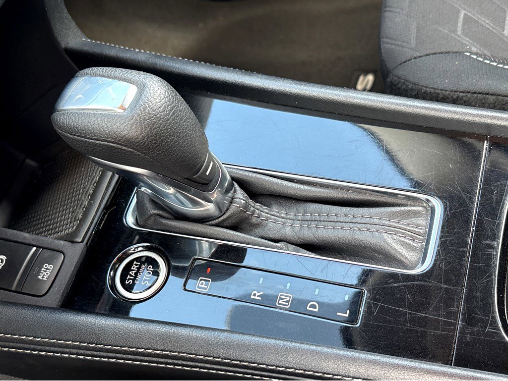 Used 2024 Nissan Kicks SV FWD image 17