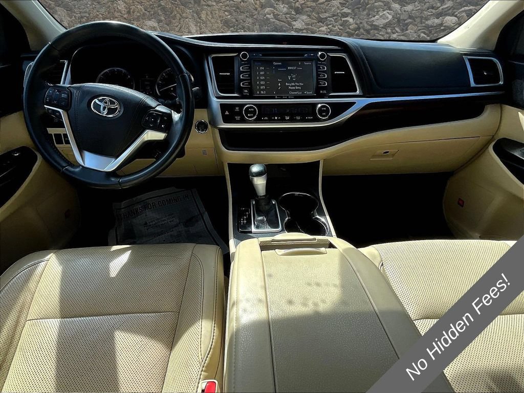 Used 2016 Toyota Highlander Limited w/ Protection Package #3 AWD/4WD image 12