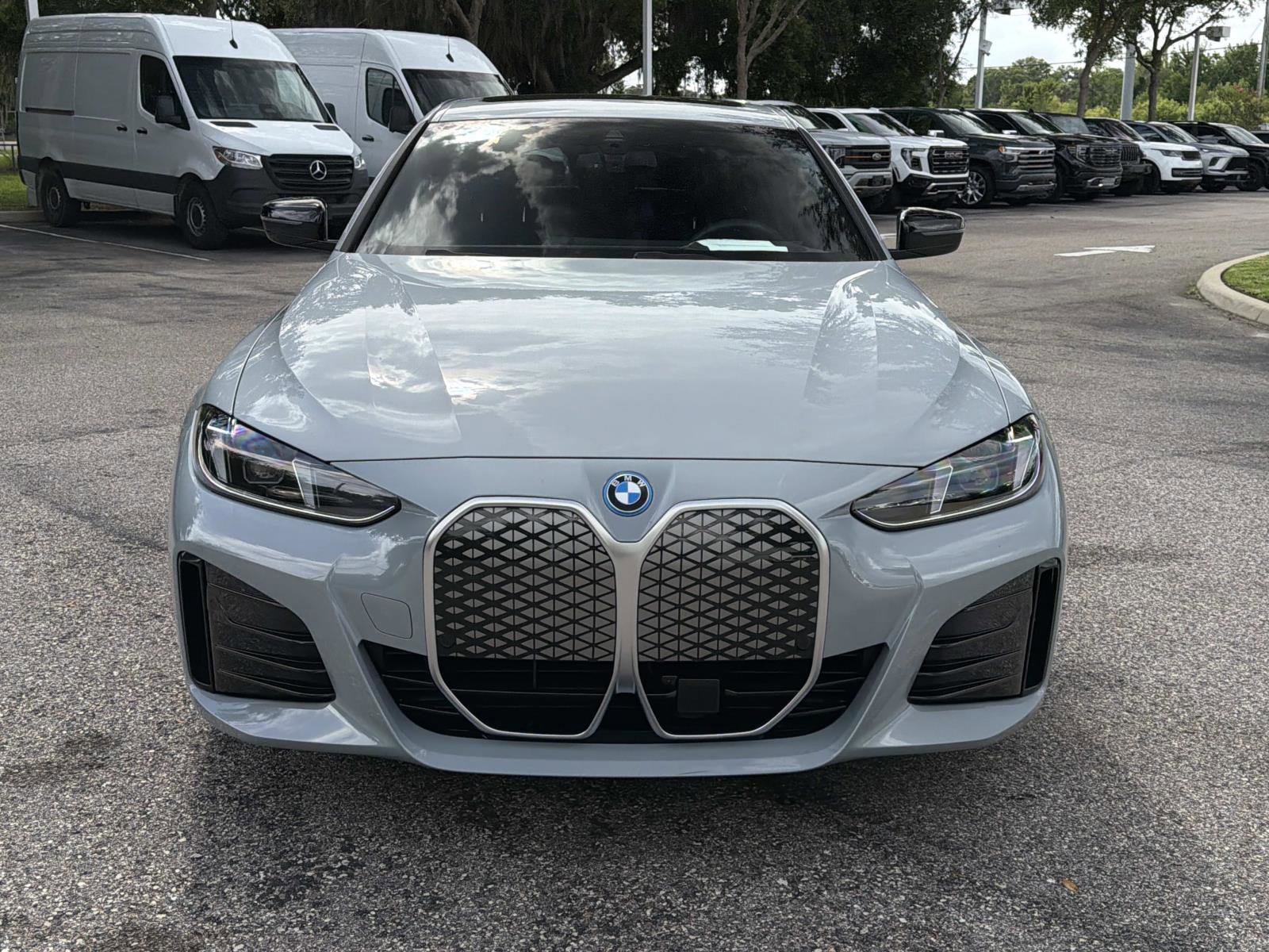 Used 2025 BMW i4 eDrive40 w/ M Sport Package RWD image 8