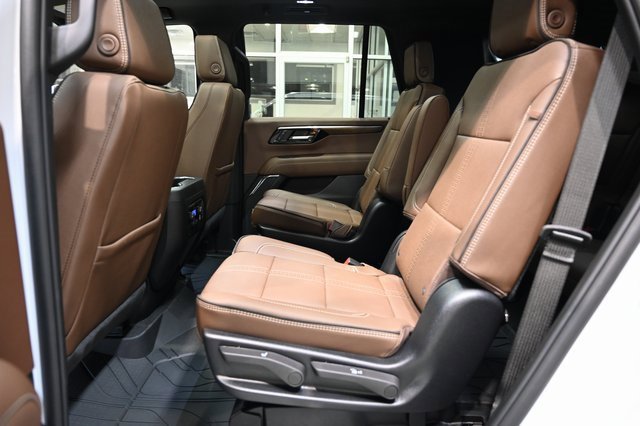 New 2026 Chevrolet Tahoe High Country w/ LPO, Illumination Package image 14