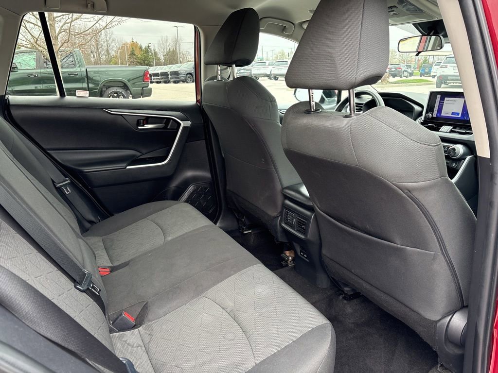 Used 2023 Toyota RAV4 XLE image 12