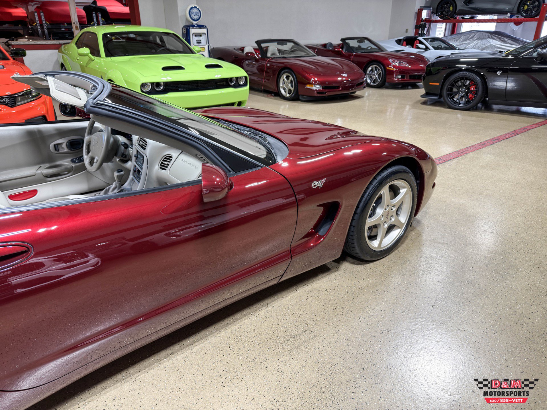 Used 2003 Chevrolet Corvette 50TH Anniversary Convertible w/ Preferred Equipment Group1 image 52