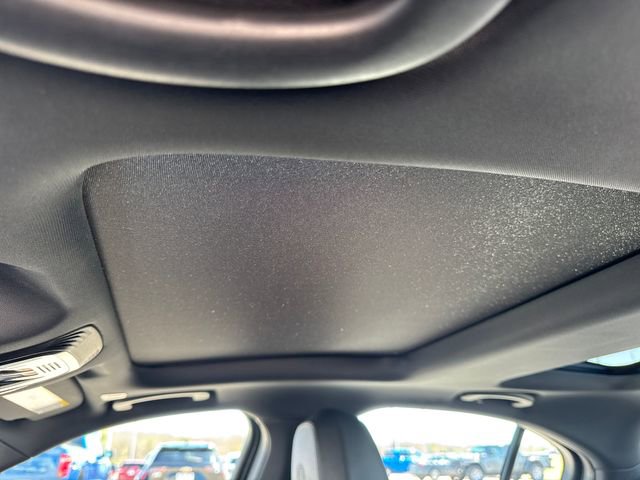 Used 2024 Alfa Romeo Giulia Veloce image 38