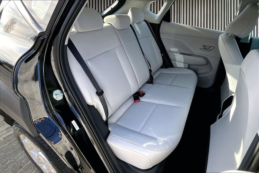 New 2026 Hyundai Kona SE image 11