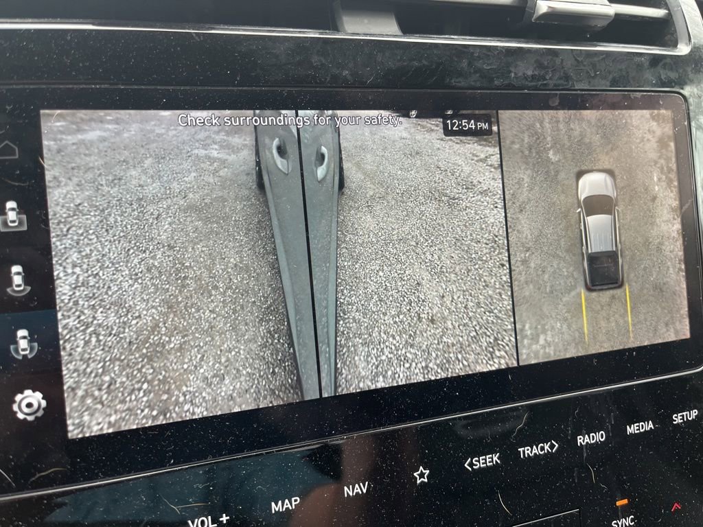 Certified 2024 Hyundai Santa Cruz Limited image 30