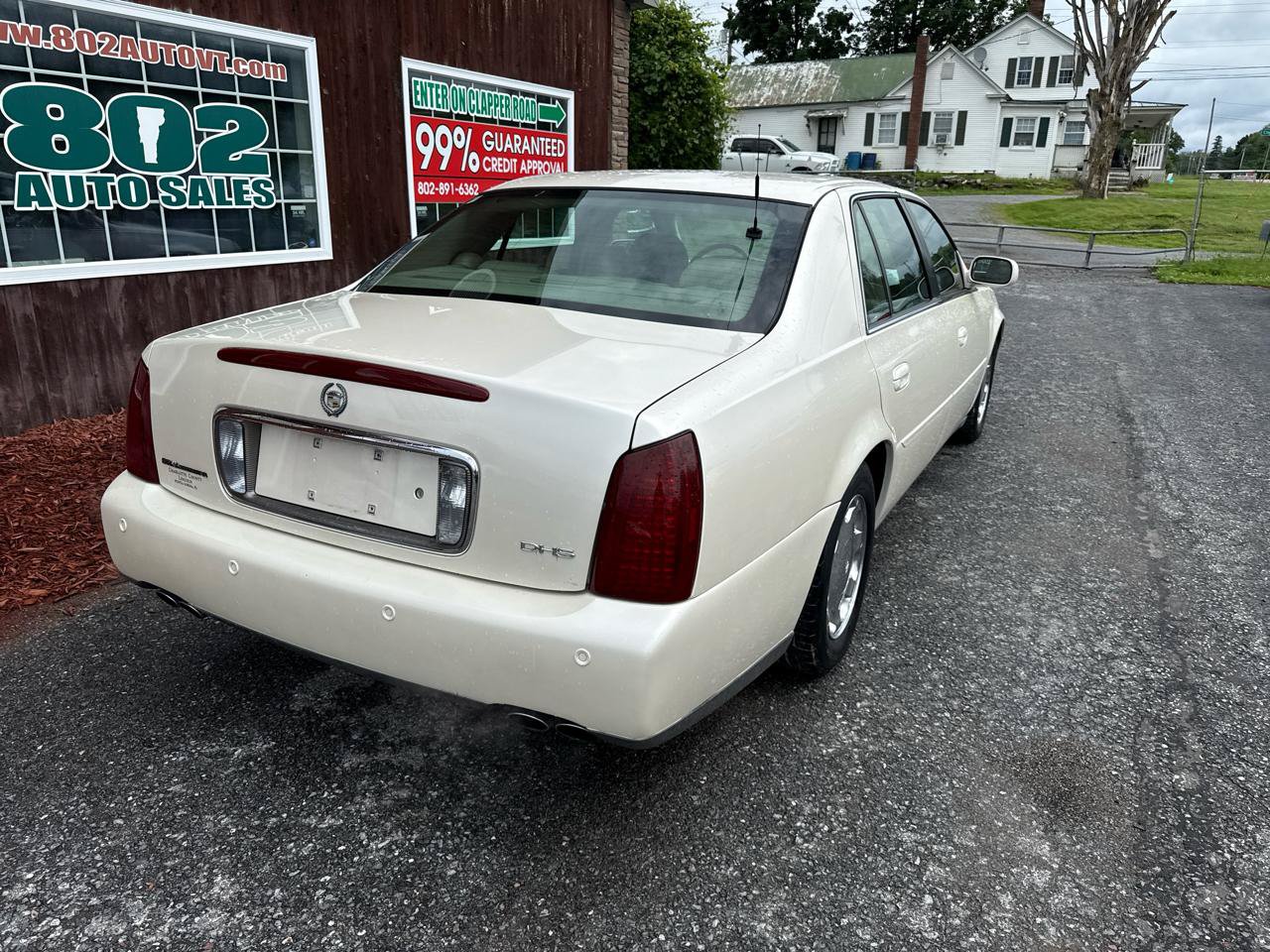 Used 2000 Cadillac De Ville DHS w/ Safety/Security Pkg FWD image 7