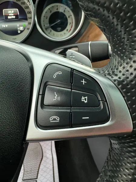 Used 2015 Mercedes-Benz CLS 550 w/ Premium Package image 31