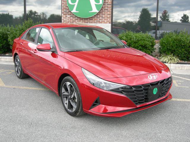 Used 2023 Hyundai Elantra SEL w/ Convenience Package