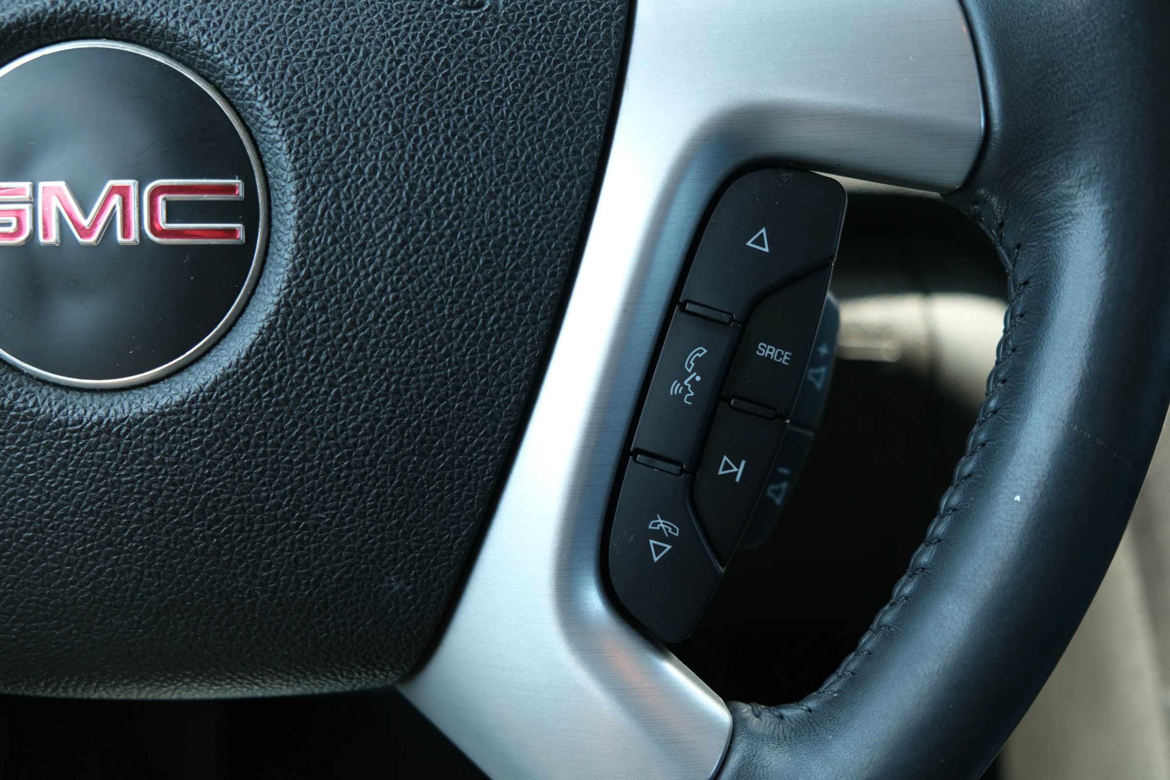 Used 2012 GMC Acadia SLT AWD/4WD image 20