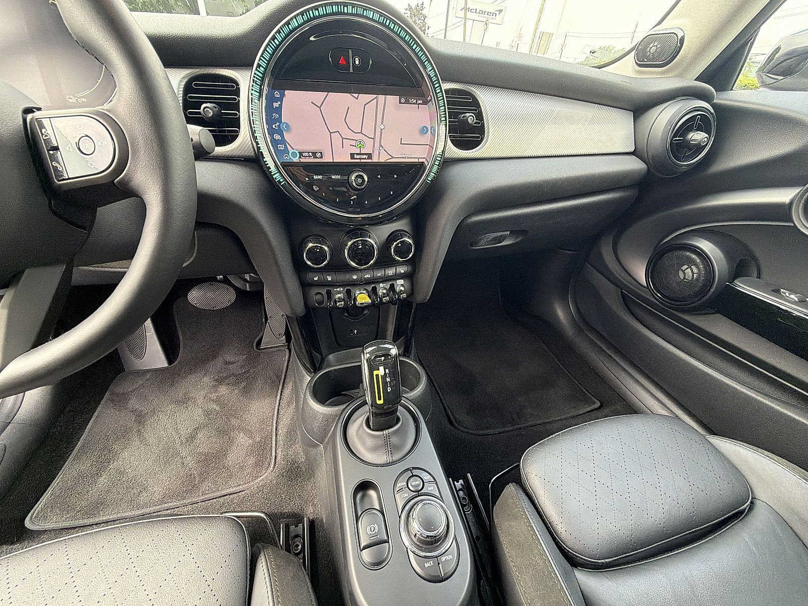 Used 2024 MINI Cooper SE w/ Signature Upholstery Package FWD image 24