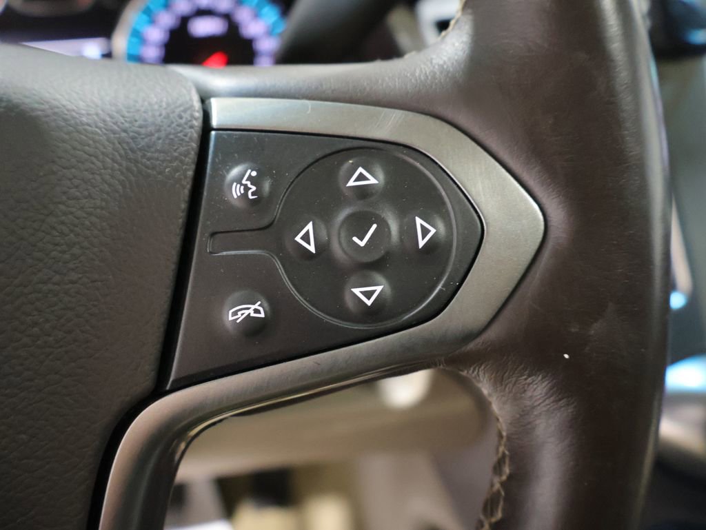 Used 2015 Chevrolet Suburban LTZ AWD/4WD image 36