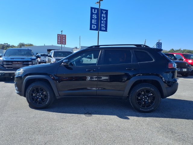 Used 2022 Jeep Cherokee Latitude AWD/4WD image 4