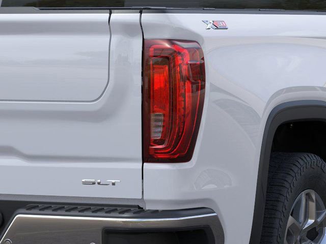 New 2026 GMC Sierra 1500 SLT image 11