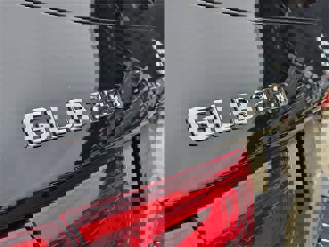 Used 2023 Mercedes-Benz GLB 250 image 12