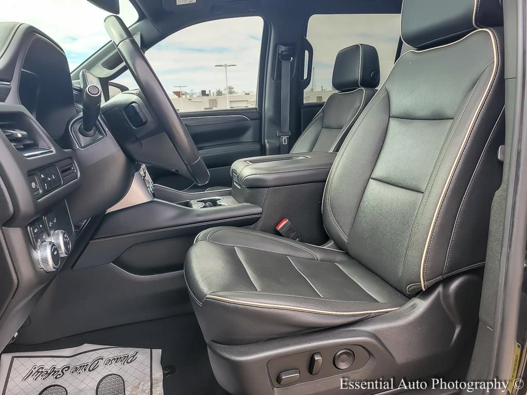 Used 2023 GMC Yukon SLT AWD/4WD image 12