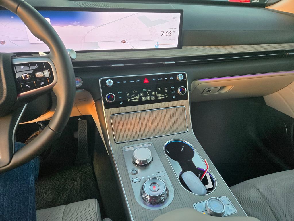 Used 2025 Genesis GV80 3.5T Advanced image 10