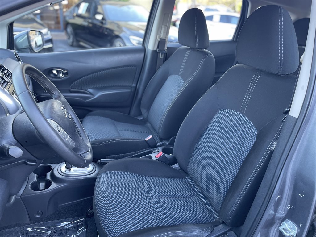 Used 2017 Nissan Versa Note SL image 6