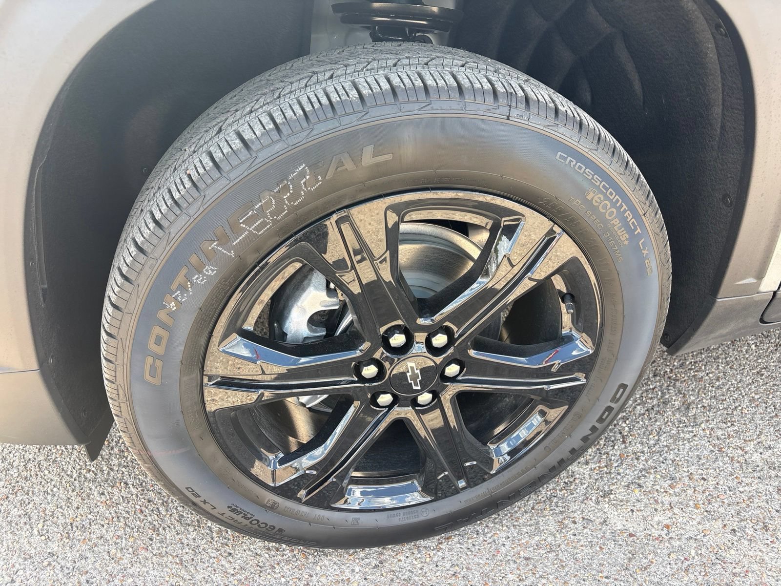 New 2027 Chevrolet Traverse LT w/ Midnight/Sport Edition FWD image 34