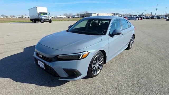 Used 2024 Honda Civic Touring image 5