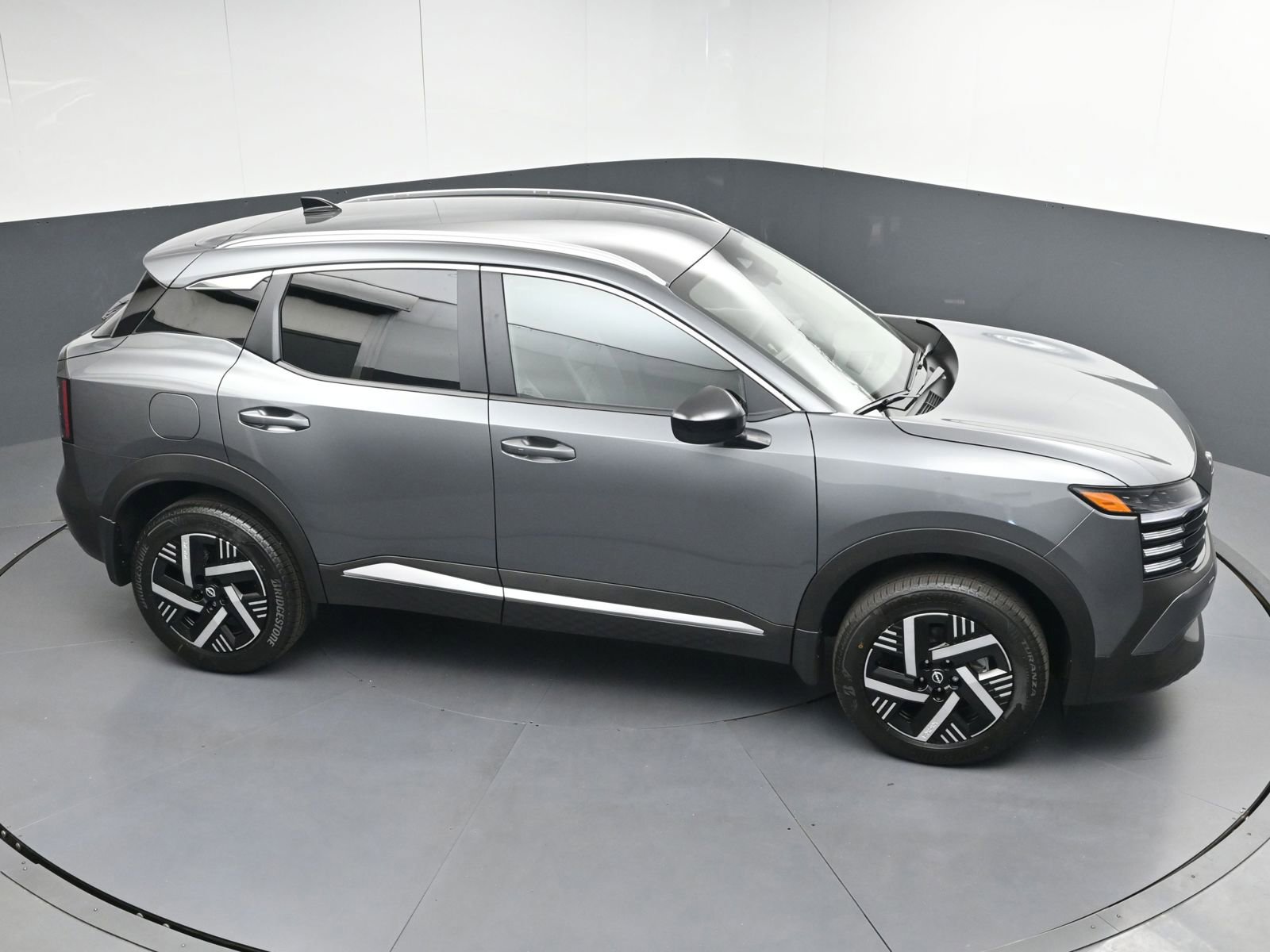 Certified 2026 Nissan Kicks SV FWD image 31